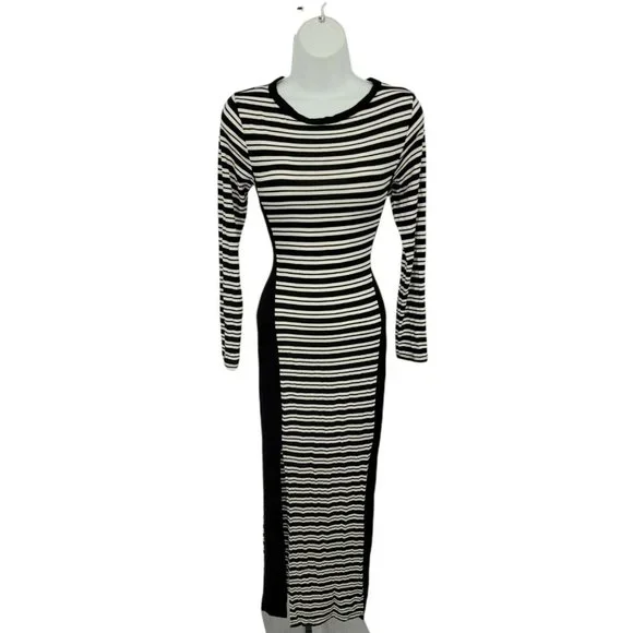 one clothing | Dresses | One Clothing Black And White Striped Long Sleeve  Stretch Maxi Dress Size M